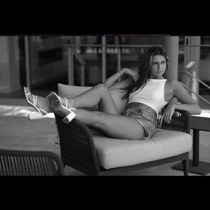 Meet your Posher, Alexis